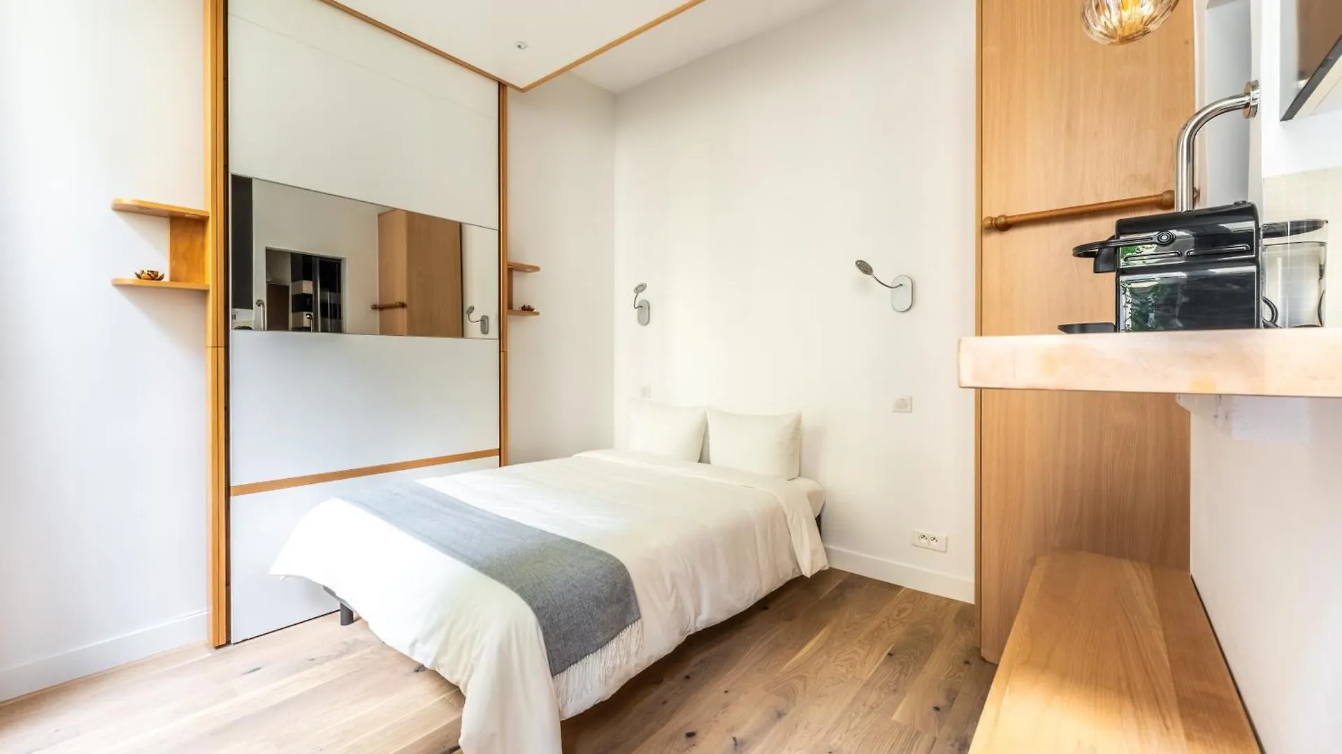 Matignon Cozy Flat Apartment Paris